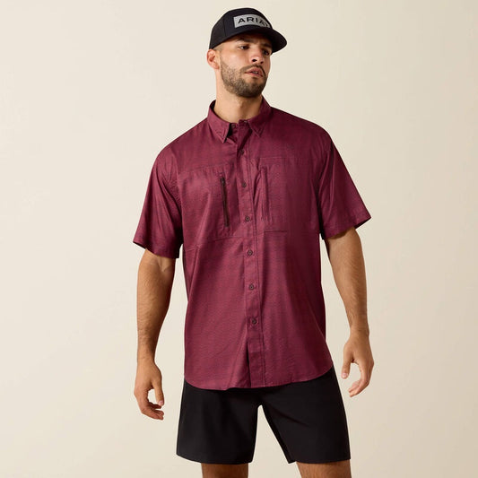 10071055 | ARIAT MEN'S MAROON BANNER VENTTEK CLASSIC FIT SS SHIRT