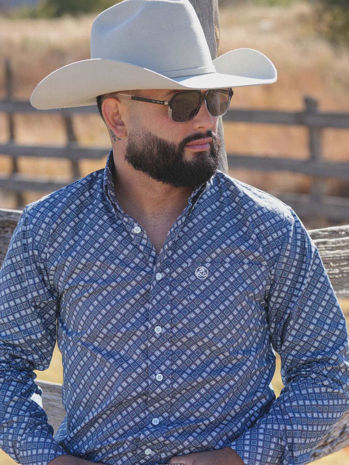 SKCL2023105 | CUEROLINE MEN'S CLASSIC NAVY BLUE GEOMETRIC L/S BUTTON UP