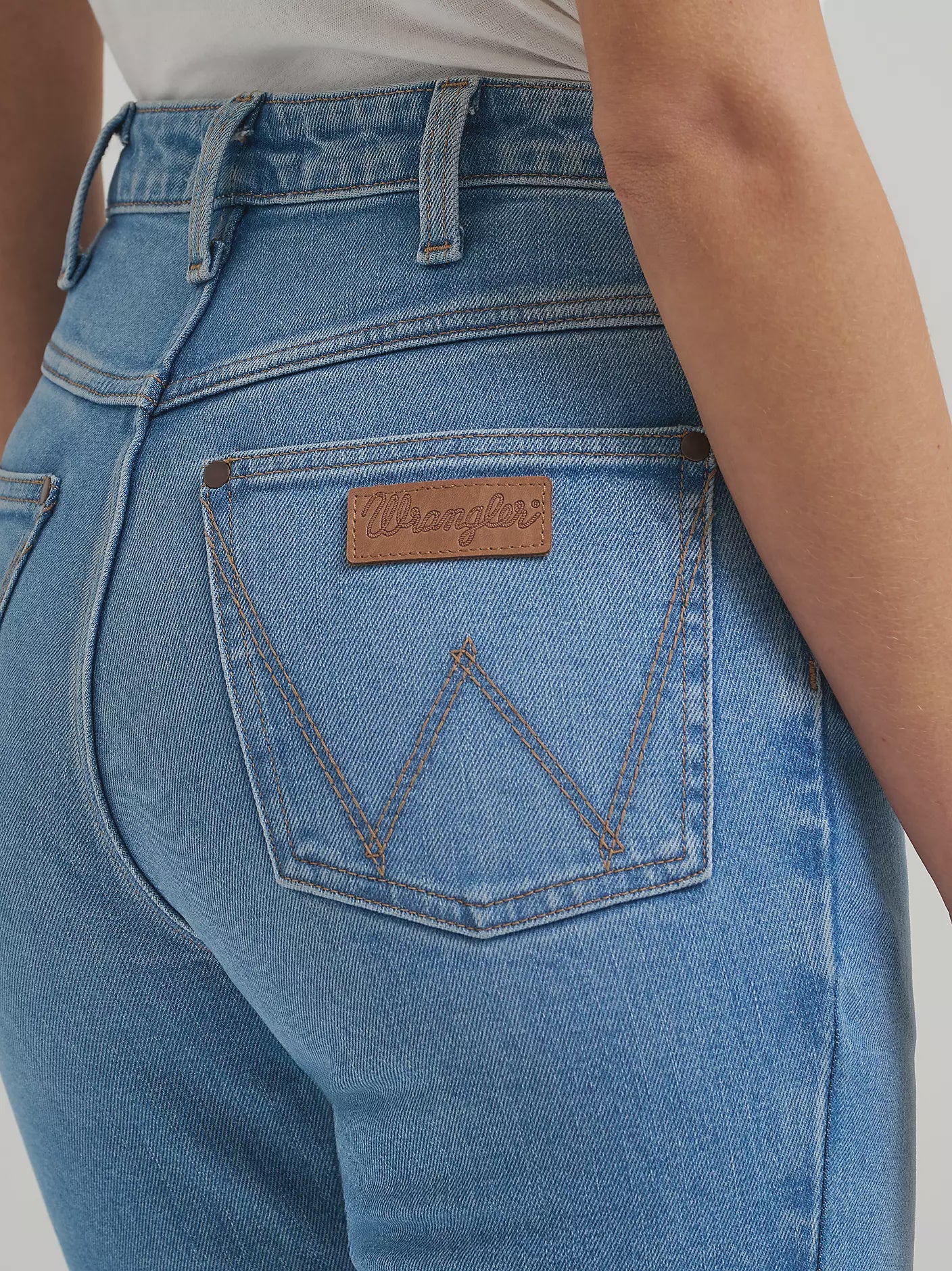 112367598 | WRANGLER WOMEN'S HIGH RISE RODEO BOOTCUT RIDING JEAN - CAMILA