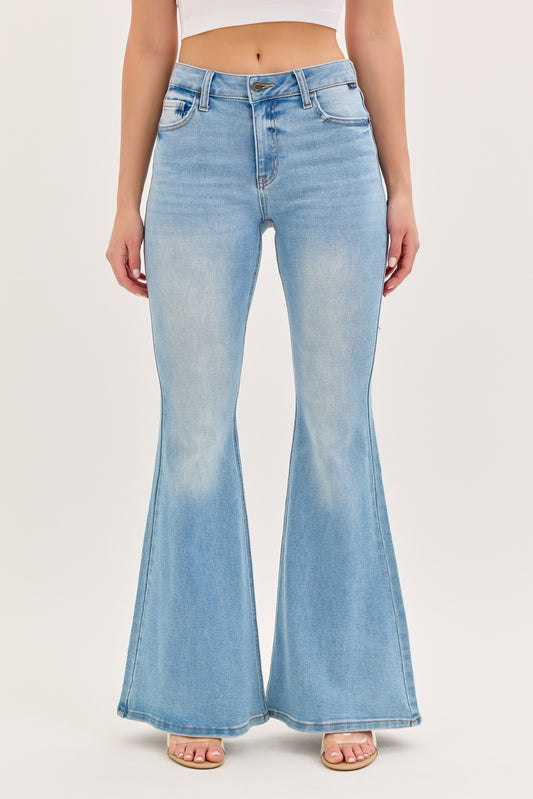 AB39262LT | CELLO WOMENS MID RISE SUPER FLARE JEAN