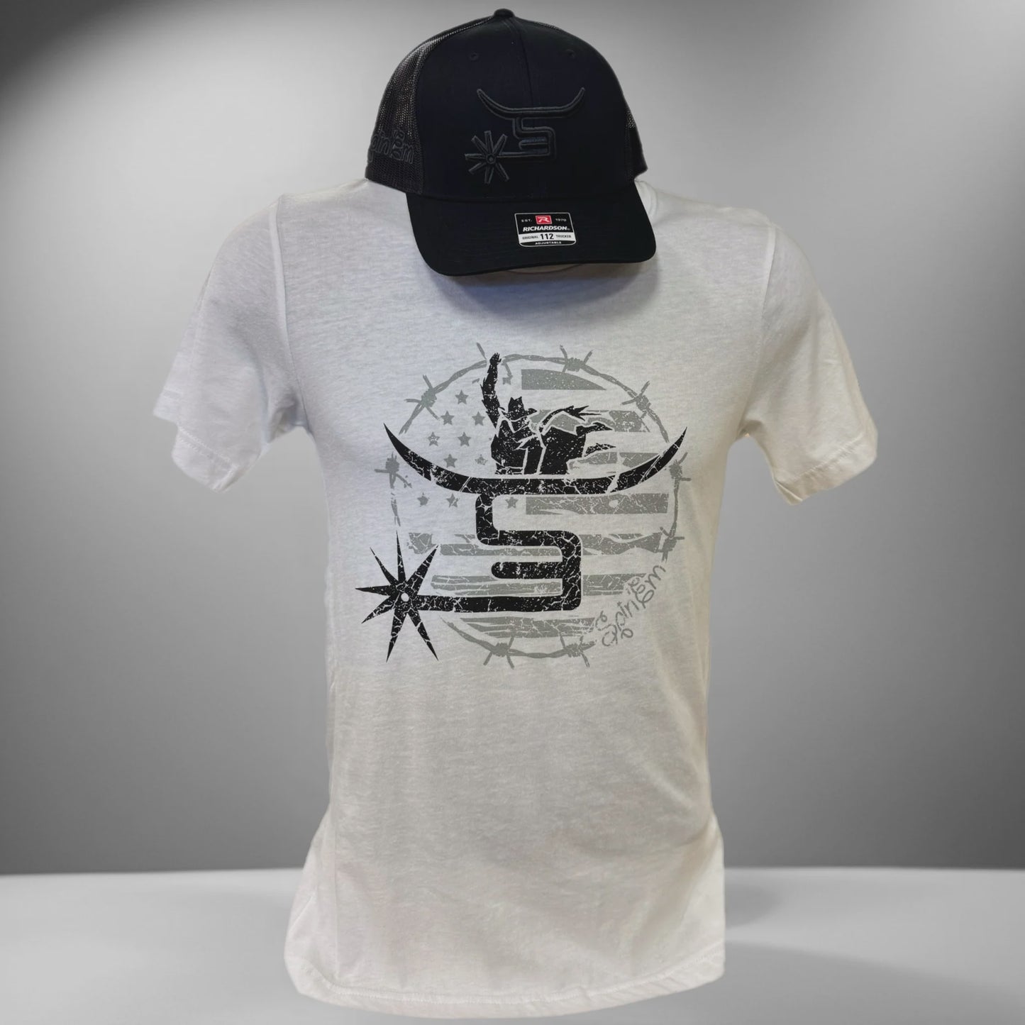 SPIN'EM MEN'S WHITE BULL RIDER S/S T-SHIRT
