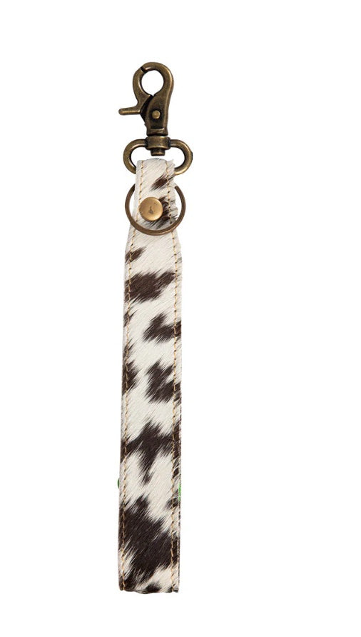 S-7562| DASOTA HAIR-ON HIDE KEY FOB