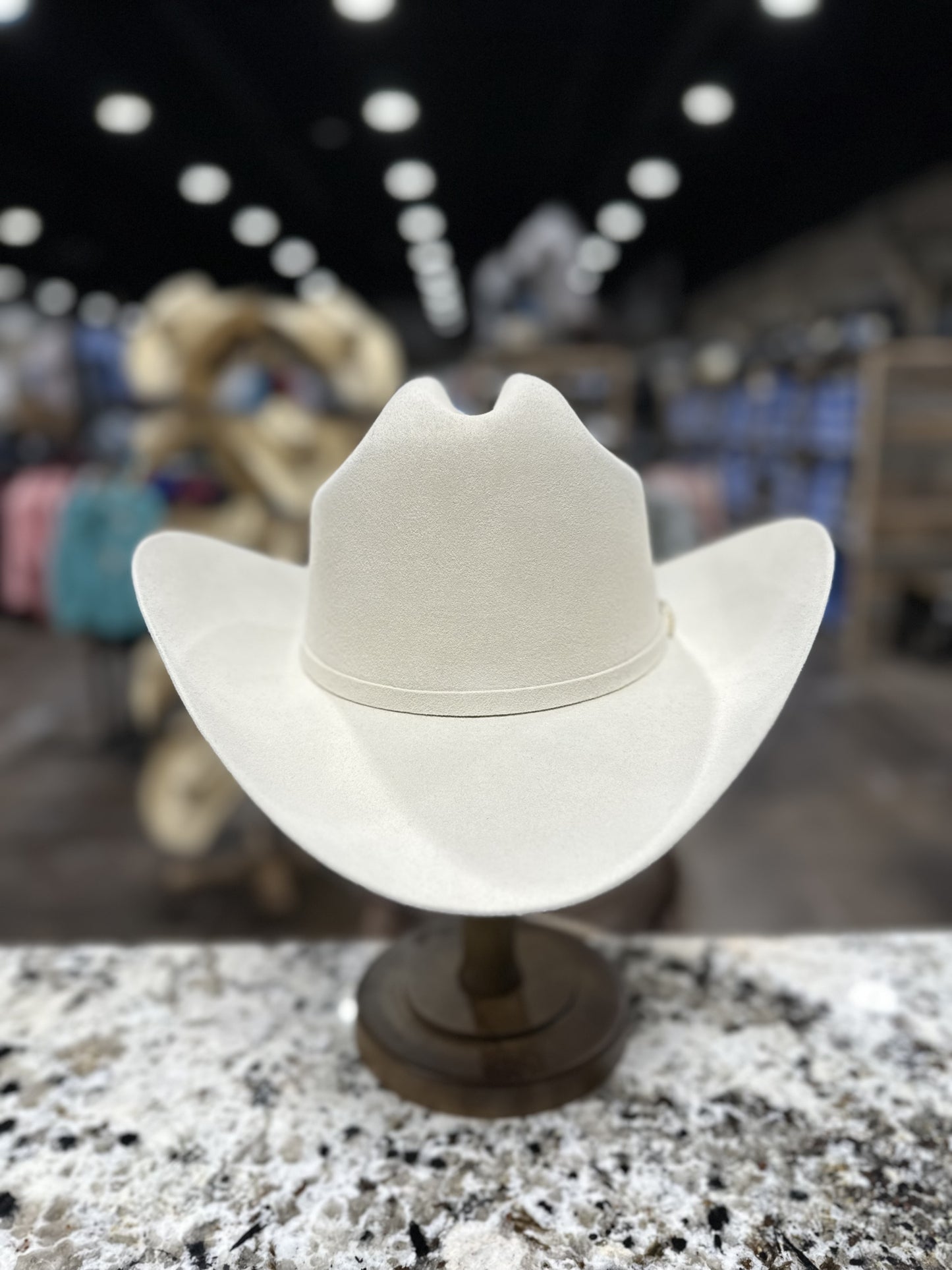 LARRY MAHAN FELT 6X BELLY - REAL - PRE SHAPE -BRIM 4
