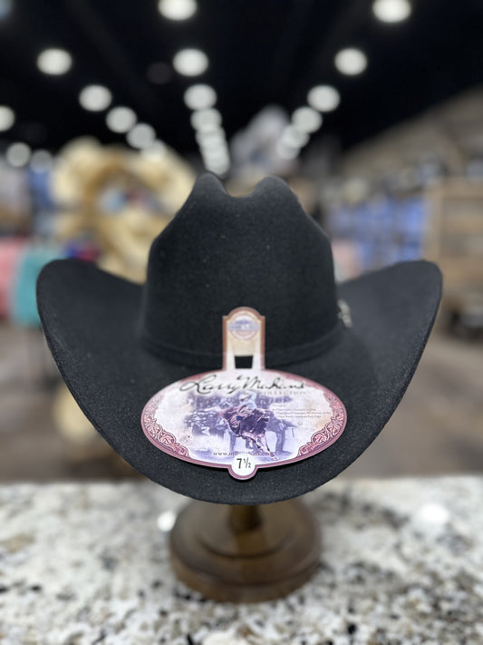 LARRY MAHAN FELT 100X BLACK PRE SHAPE