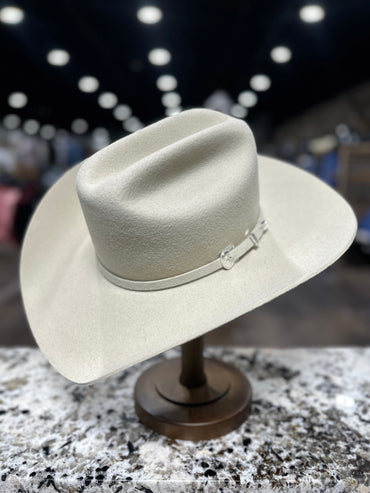 RESISTOL FELT 3X BONE TUCKER 4 INCH BRIM PRE SHAPE