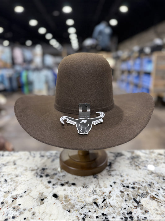 0202 | CUERNOS CHUECOS FELT 6X CAFE OPEN CROWN 4 1/4 INCH BRIM