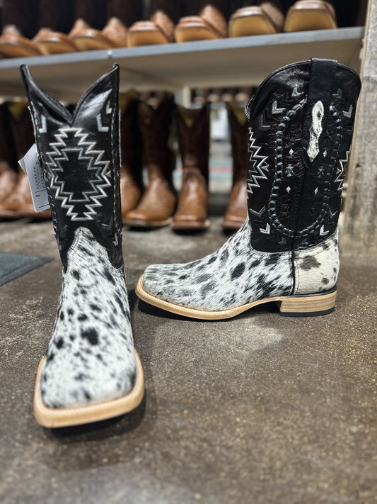 RANCHERS COWHIDE HAIR-ON BLK/WHT - Pelo de Vaca Blanco/Negro