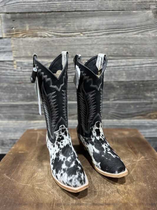 AGAVE WOMEN COWHIDE BOOTS POINTY TOE