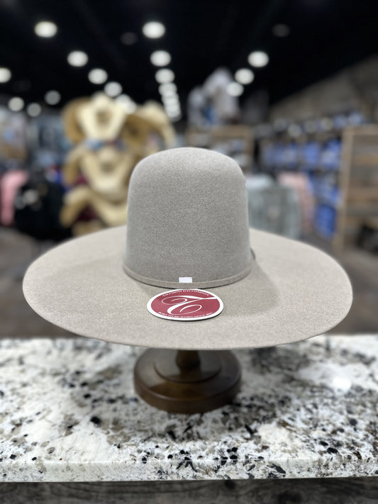 TACCHINOS FELT 10X NATURAL OPEN CROWN