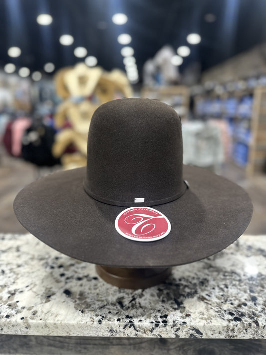 TACCHINOS FELT 10X CHOCOLATE OPEN CROWN