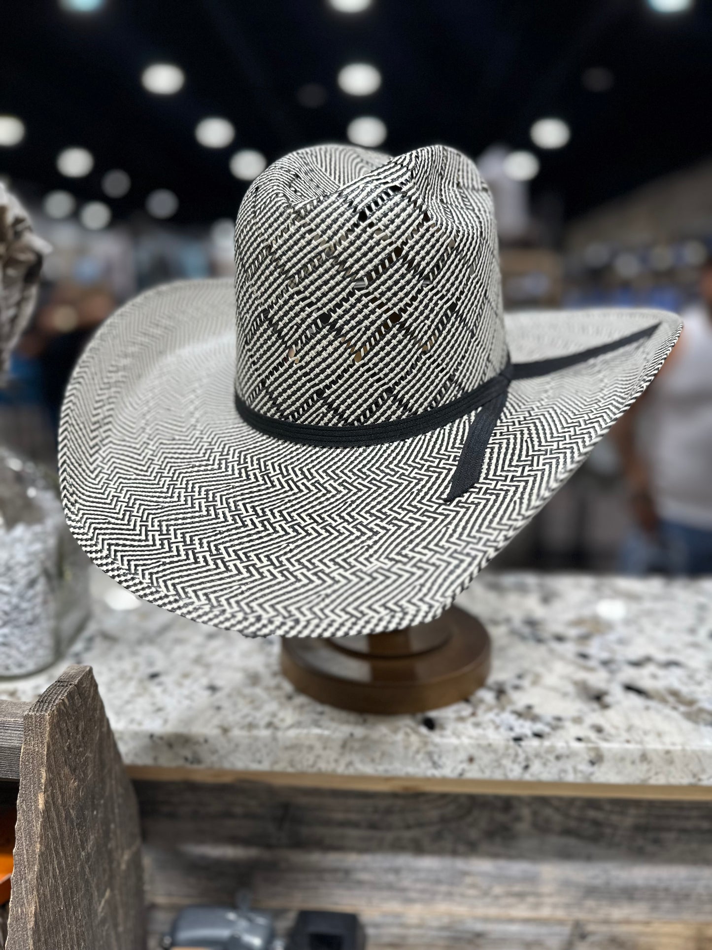 SERRATELLI STRAW SHAN SALIDA 4 1/2 INCH BRIM