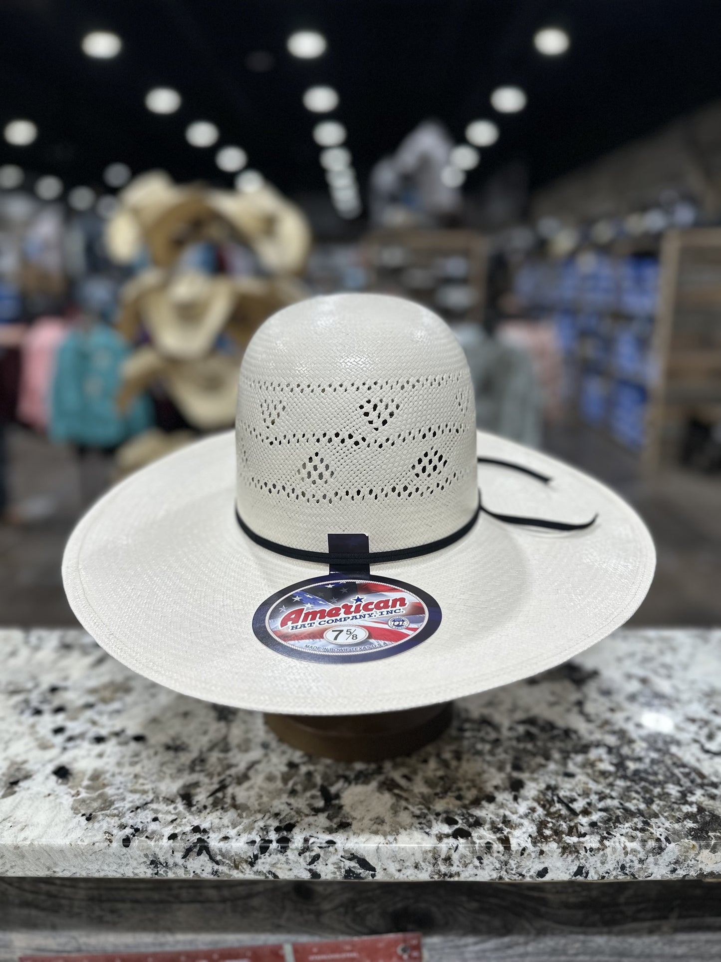8200-2CBLK | AMERICAN STRAWHAT OPEN CROWN