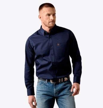 10079252 | ARIAT MEN'S SOLID TWILL CLASSIC FIT L/S SHIRT - NAVY