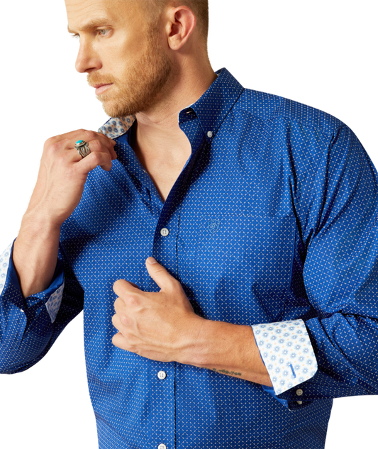 10054721 | ARIAT MEN'S WRINKLE FREE BODIE CLASSIC FIT L/S SHIRT - NAVY