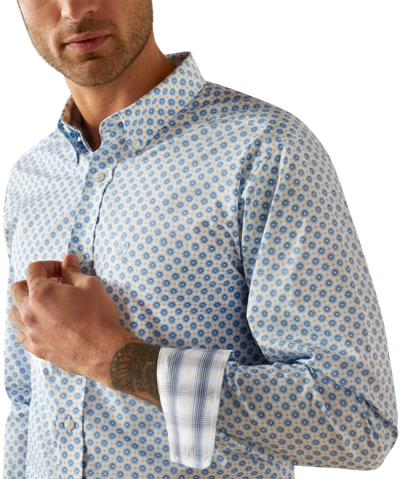 10054662 | ARIAT MEN'S WRINKLE FREE BOOKER FITTED L/S SHIRT - BLUE