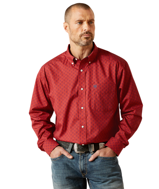 10065807 | ARIAT MENS RED CLASSIC FIT SHIRT - WRINKLE FREE