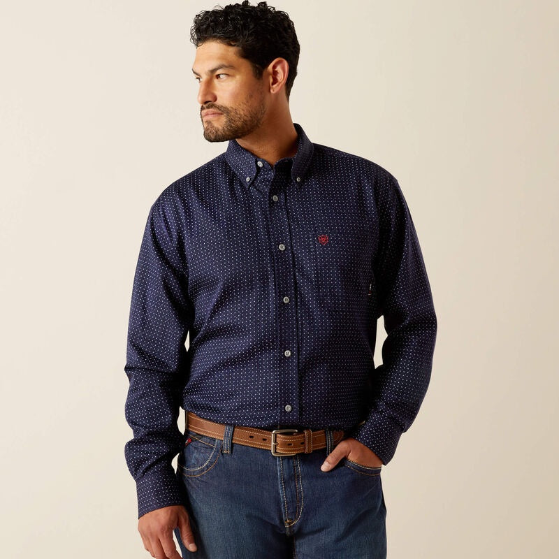 10054610 | ARIAT MEN'S FR LEVER WORK L/S SHIRT - NAVY PRINT