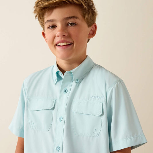 10071263 | ARIAT BOY'S VENTTEK OUTBOUND CLASSIC FIT SS SHIRT- BLUE GLOW