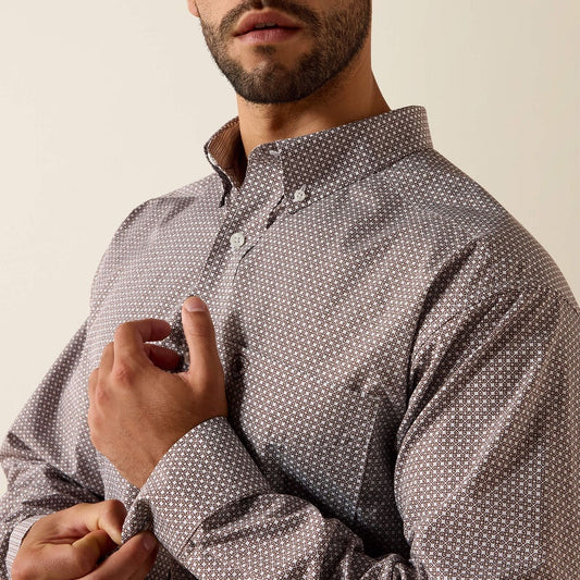10071750 | ARIAT MEN'S WRINKLE FREE ALDEN CLASSIC FIT LS SHIRT - CHESTNUT GEO
