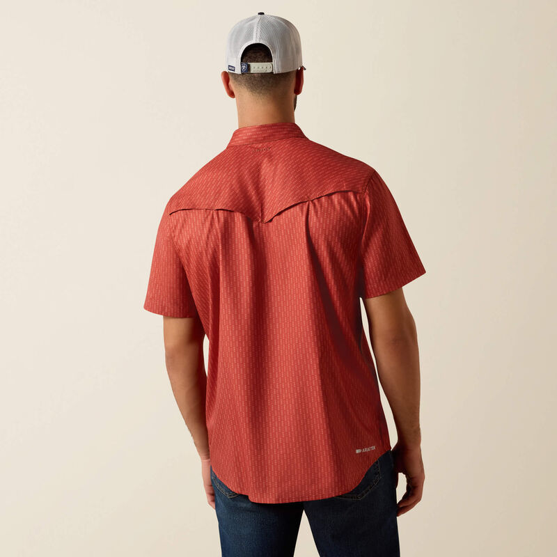 10073421 | ARIAT MEN'S PRINTED VENTTEK WESTERN FITTED S/S SNAP SHIRT - CHILI OIL