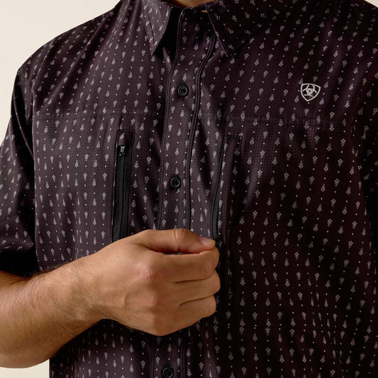 10073431 | ARIAT MEN'S BLACK VENTTEK CLASSIC FIT S/S SHIRT