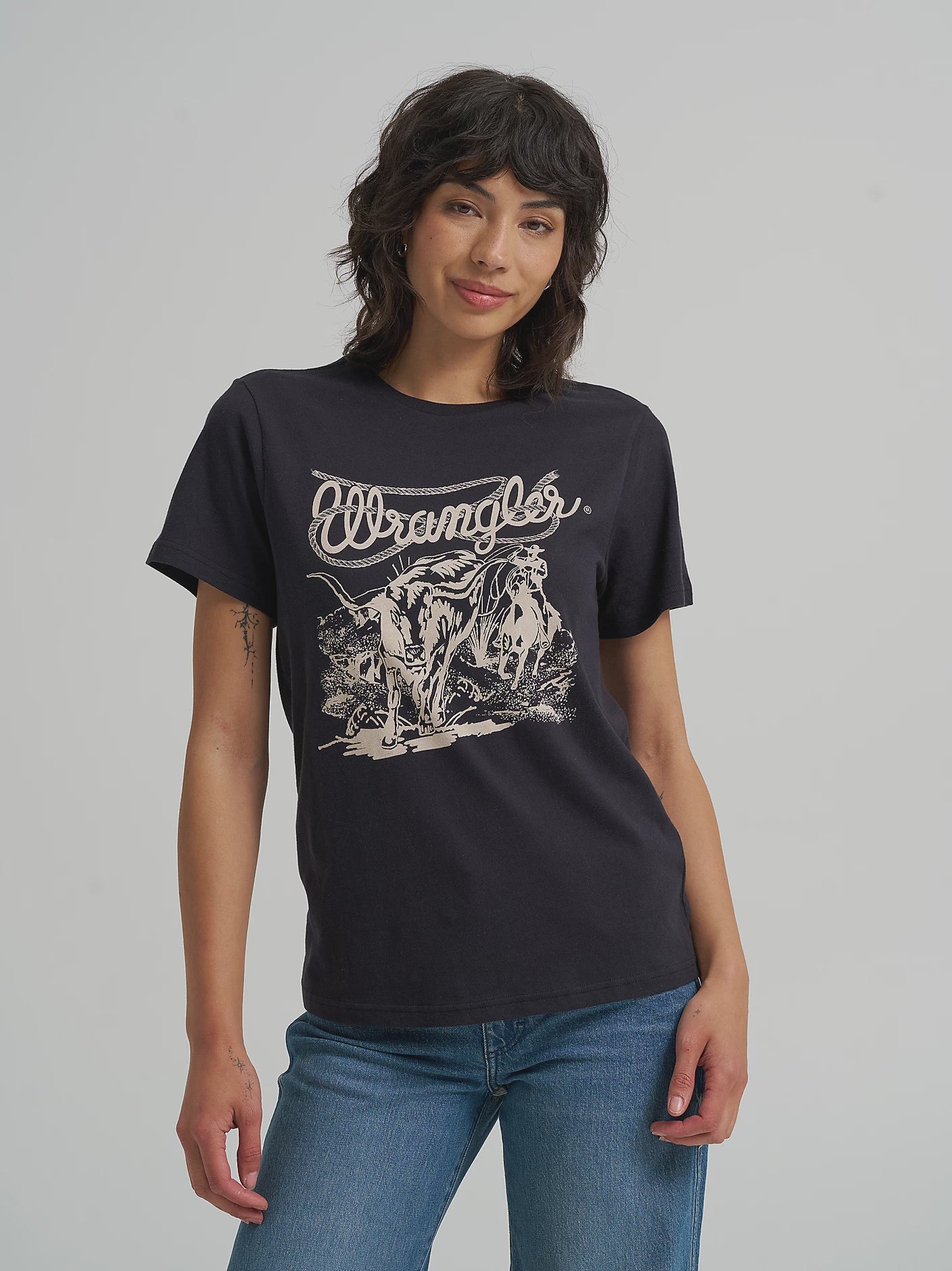112368879 | WRANGLER WOMEN'S RETRO GRAPHIC SS T-SHIRT - BLACK BEAUTY