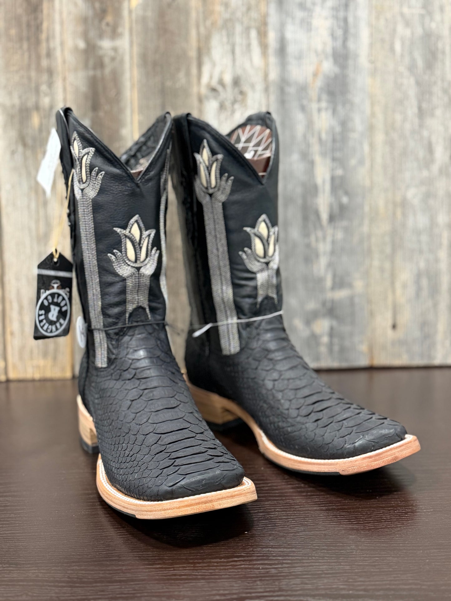RANCHERS PYTHON BLACK MATTE MUSTANG TOE HYBRID SOLE TULIP TOPS