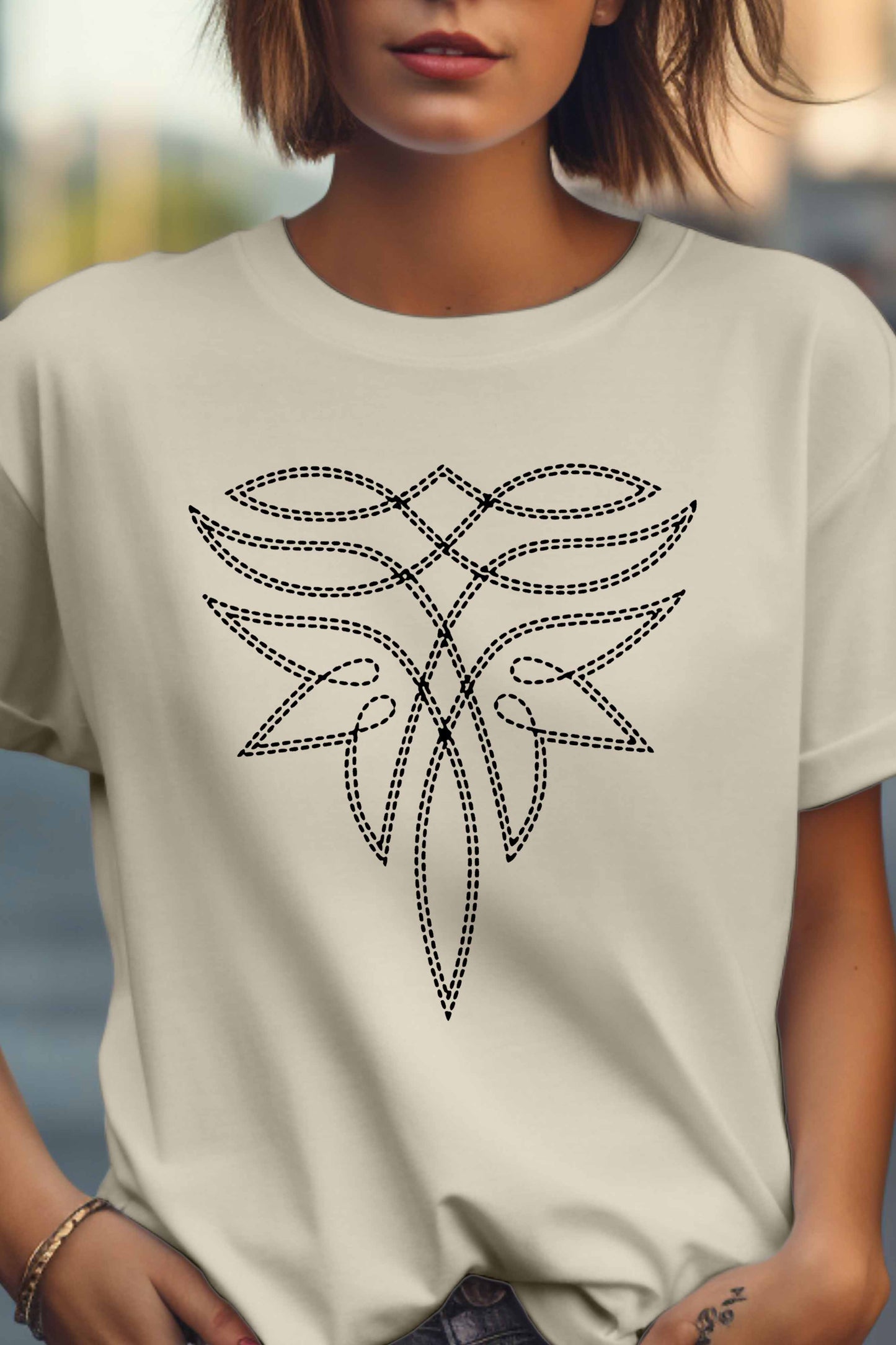 WOMEN'S BOOT STITCH SS TEE