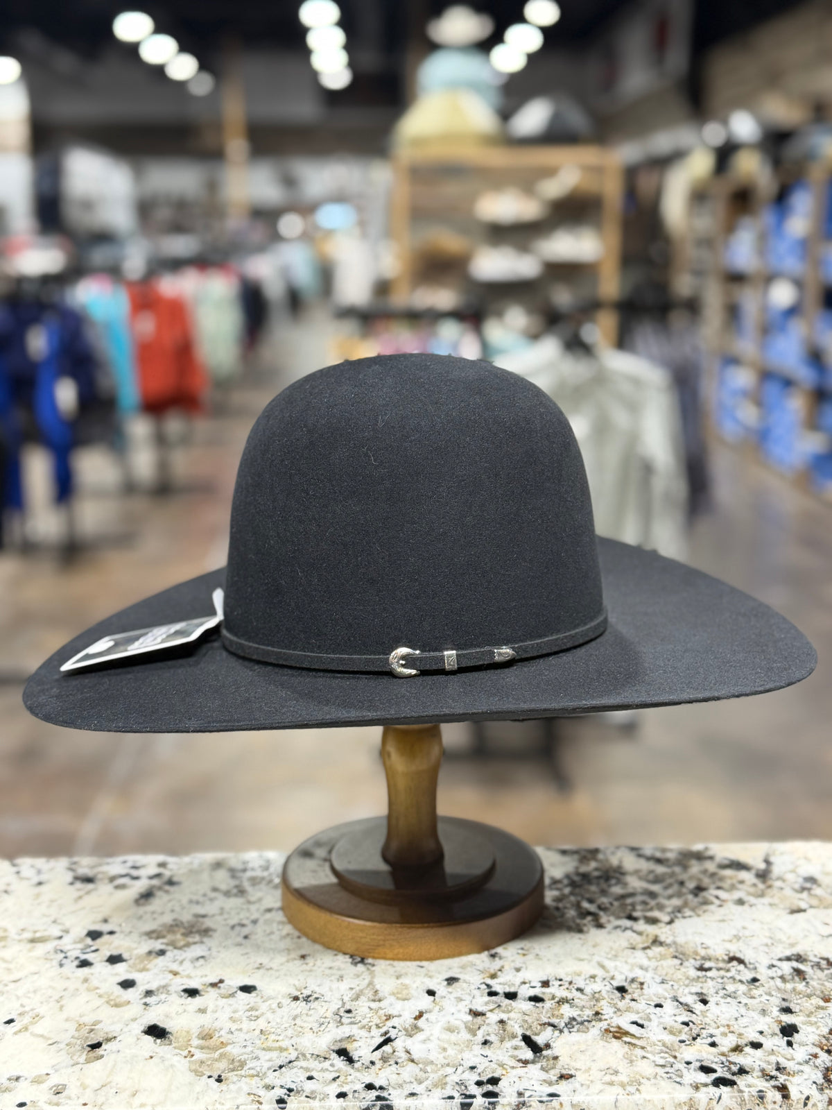 RODEO KING FELT 7X BLACK OPEN CROWN 4 7/8 INCH BRIM