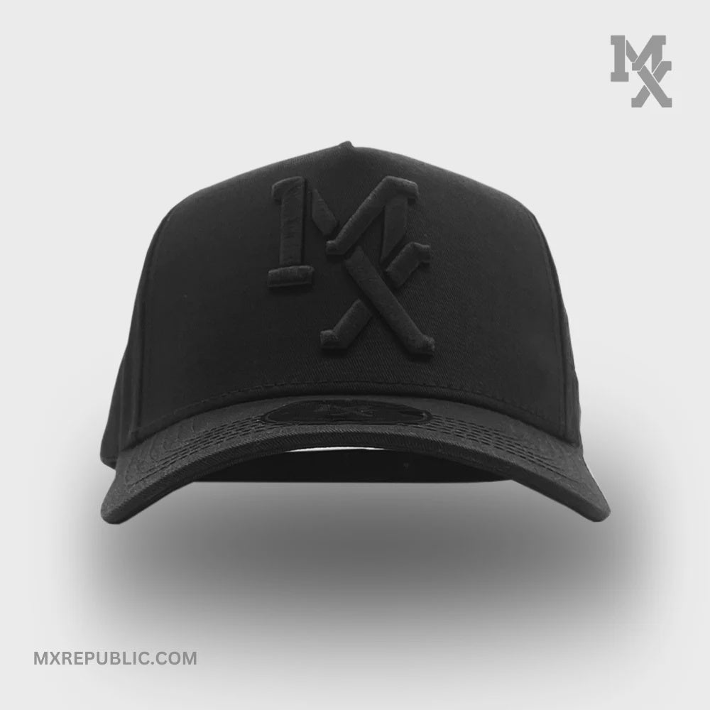 MX2004 | MX REPUBLIC LA PANTERA TRUCKER HAT