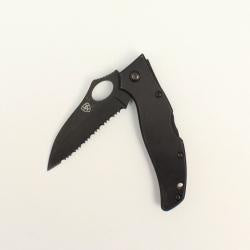 A710010101 | ARIAT BLACK FOLDING SERRATED KNIFE