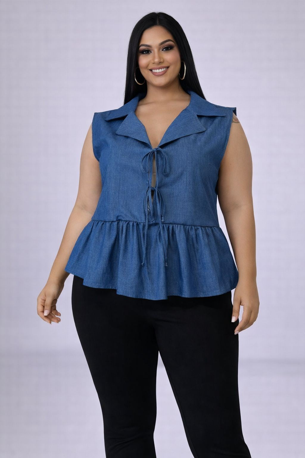 8263 | WOMEN’S PLUS SIZE DENIM FRONT TIE TOP
