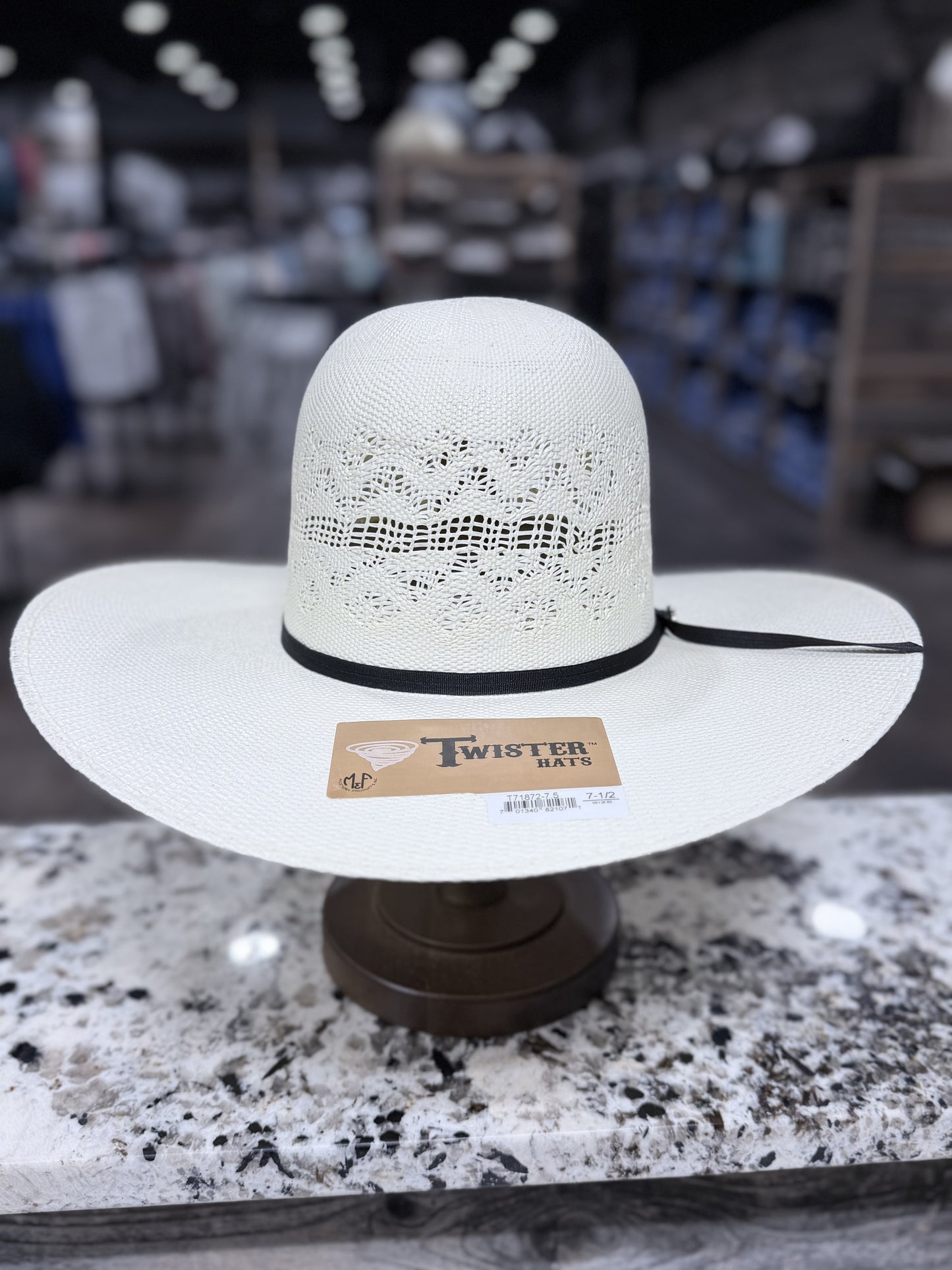 T71872 | TWISTER STRAW BANG OPEN CROWN 4 1/2 INCH BRIM