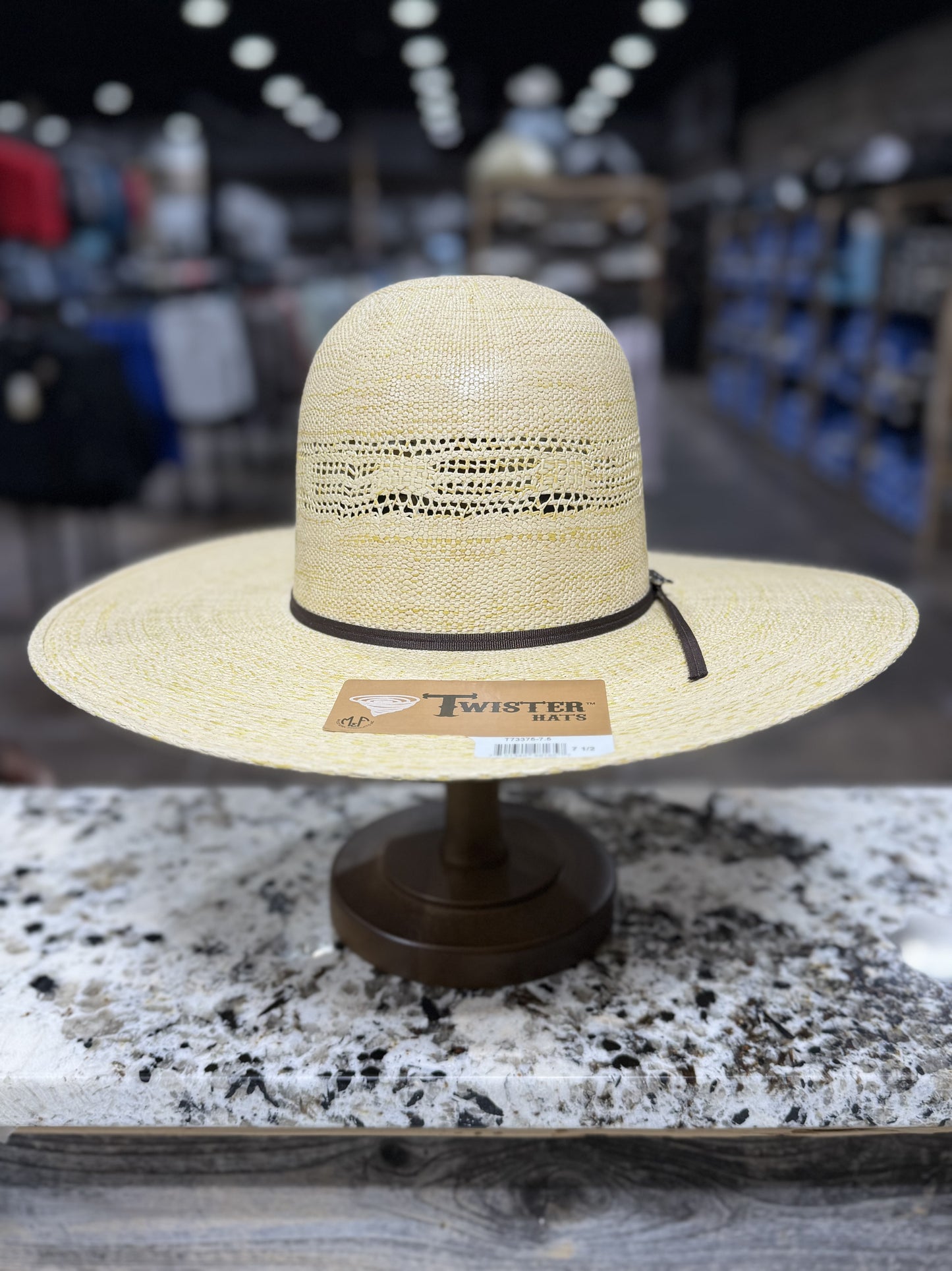 T73375 | TWISTER STRAW BANGORA OPEN CROWN 4 1/2 INCH BRIM