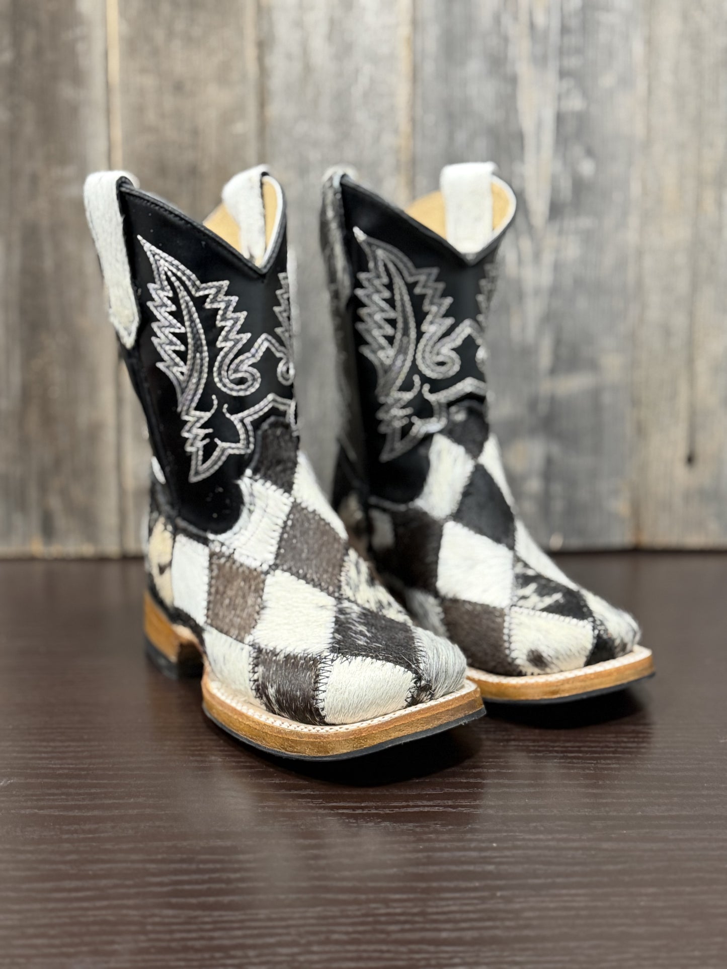 RANCHERS KIDS COWHIDE ROMBOS HAIR BLACK/BROWN AND WHITE