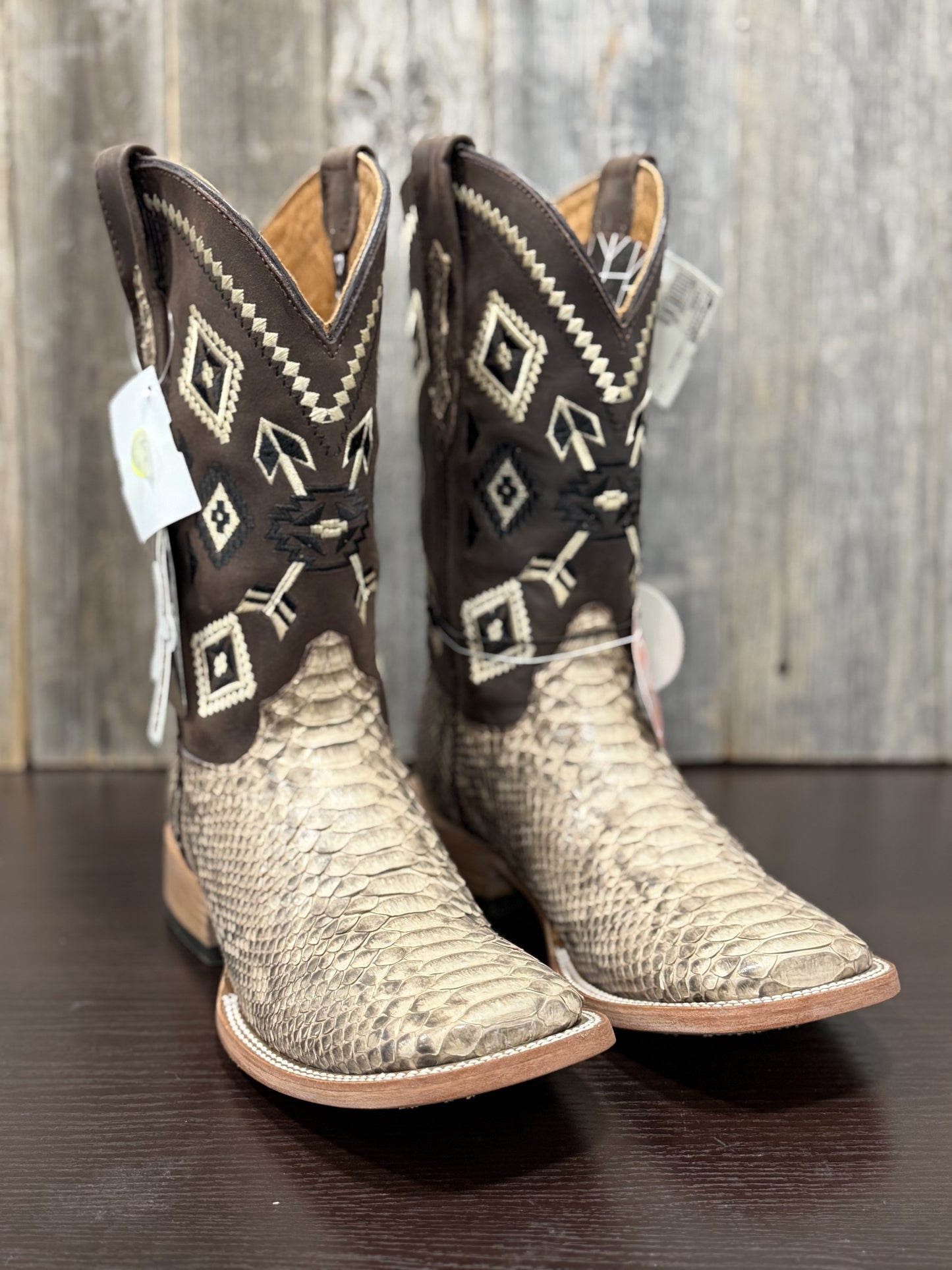 RANCHERS PYTHON TIERRA