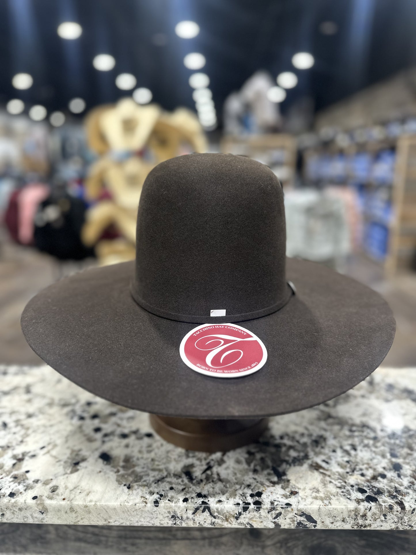 TACCHINOS FELT 10X CHOCOLATE OPEN CROWN