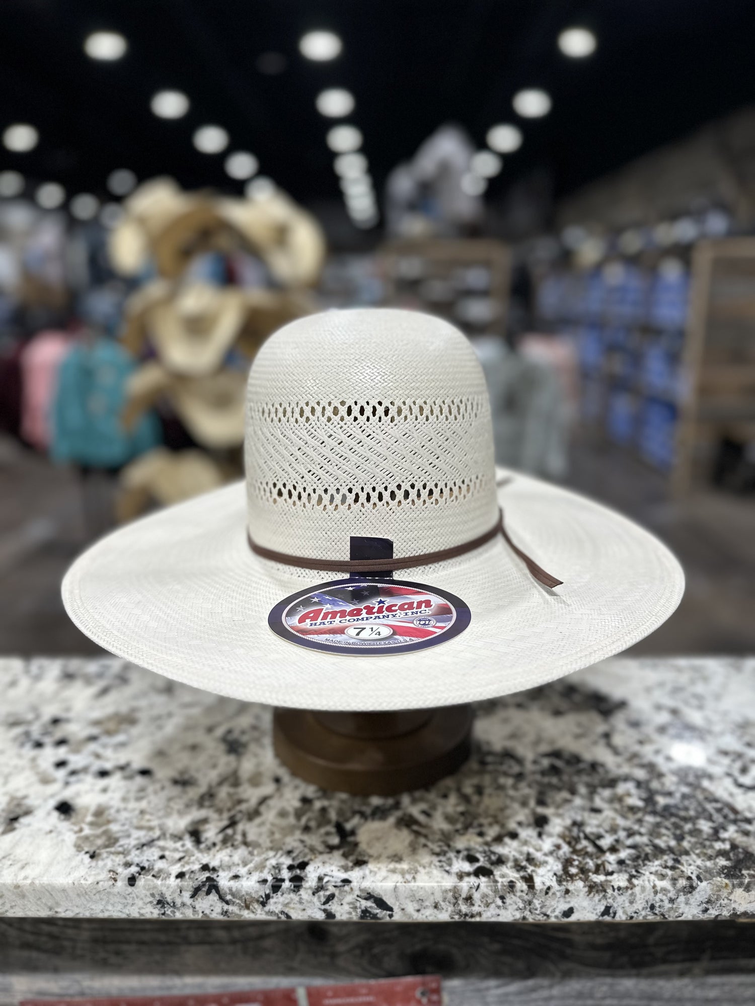 TC8920-2CCHOC | AMERICAN STRAWHAT OPEN CROWN 4 1/2 INCH BRIM