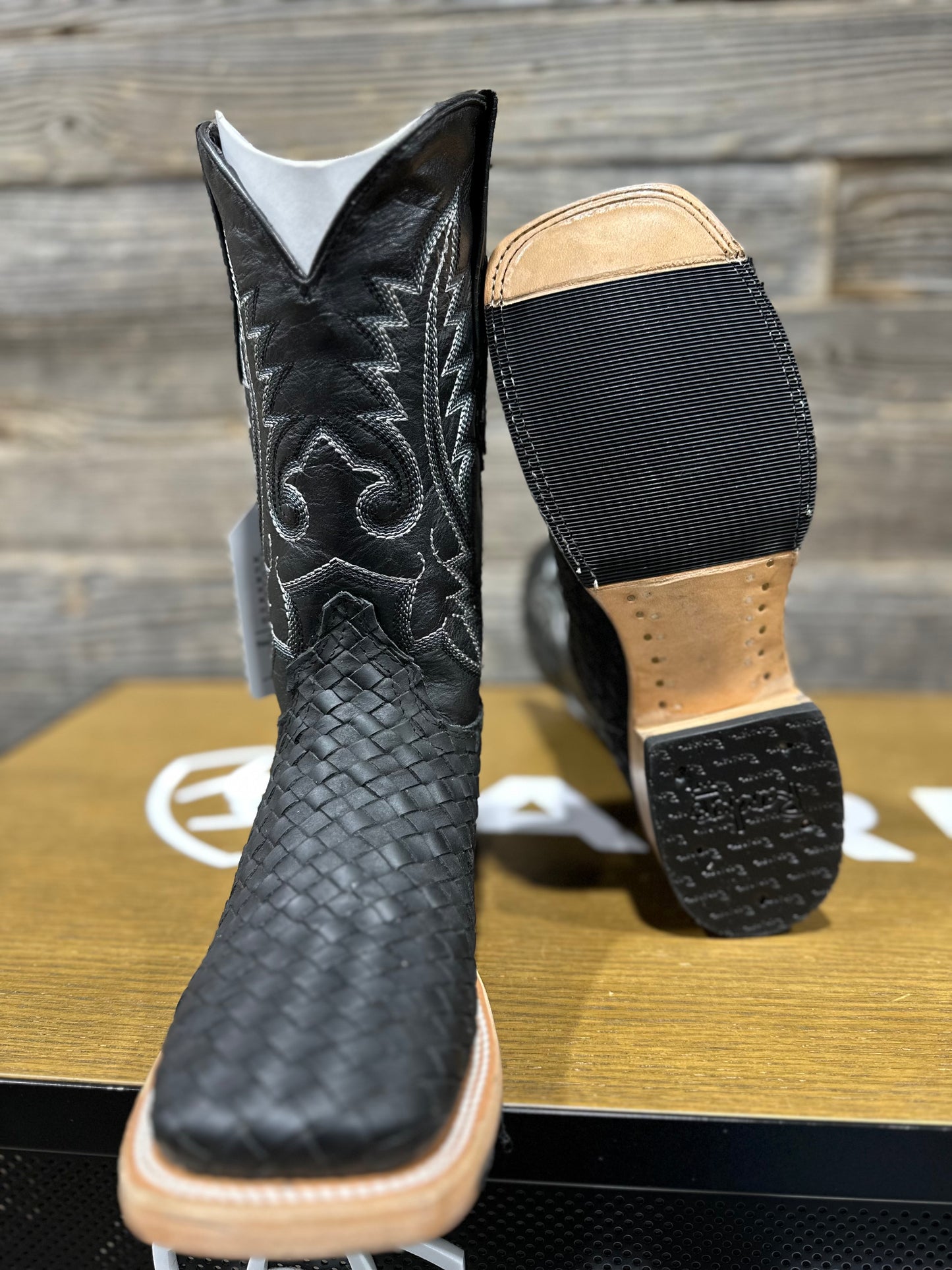 RANCHERS TEJIDA DIAGONAL CRAZY BLACK RANCHER TOE HYBRID SOLE