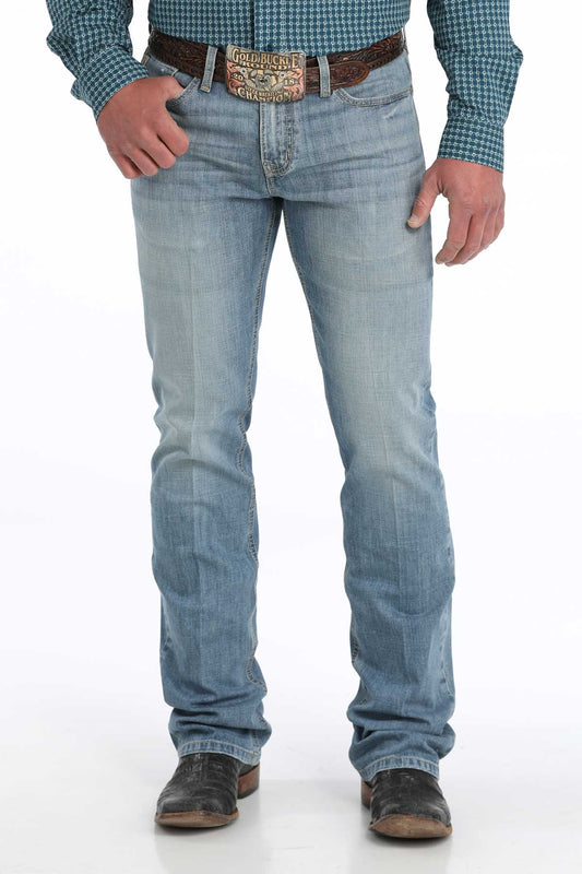 MB30936001 MEN'S CINCH LIGHT WASH IAN SLIM BOOT CUT JEANS