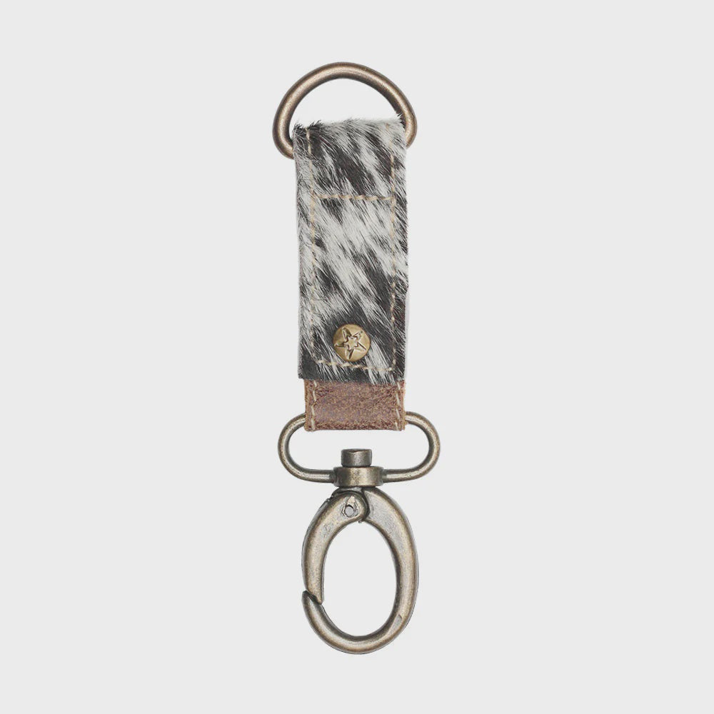S-0924 | MYRA BLACK & WHITE HAIR-ON KEY FOB