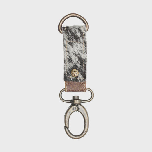 S-0924 | MYRA BLACK & WHITE HAIR-ON KEY FOB