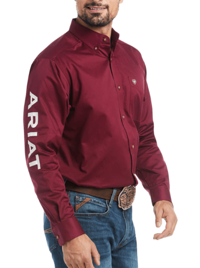 10027995 | ARIAT MEN'S BURGUNDY|WHITE TEAM LOGO TWILL CLASSIC FIT L/S SHIRT