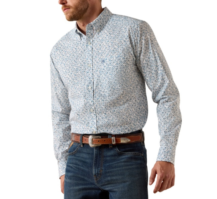 10071599 | ARIAT MEN'S JENNINGS FITTED LS SHIRT - WHITE VINE FLORAL