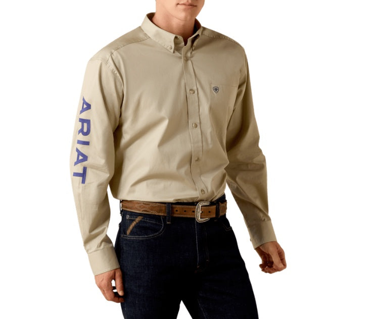 10071688 | ARIAT MEN'S TEAM LOGO LIGHTWEIGHT TWILL CLASSIC FIT LS SHIRT - KHAKI/NAVY