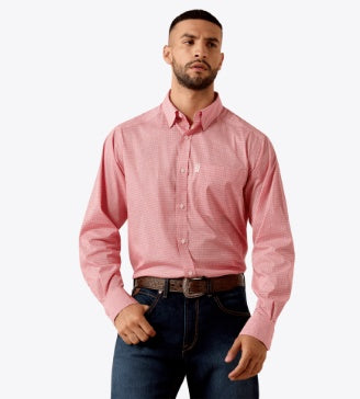 10079768 | ARIAT MEN'S EVERYTHING CLASSIC FIT L/S SHIRT - WHITE/SCARLET GEO