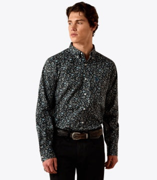 10079487 | ARIAT MEN’S WRINKLE FREE BARRETTE FITTED L/S SHIRT - BLACK PAISLEY