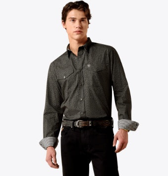 10079489 | ARIAT MEN’S WRINKLE FREE BRAVEN FITTED L/S SNAP SHIRT - BLACK TEXTURED