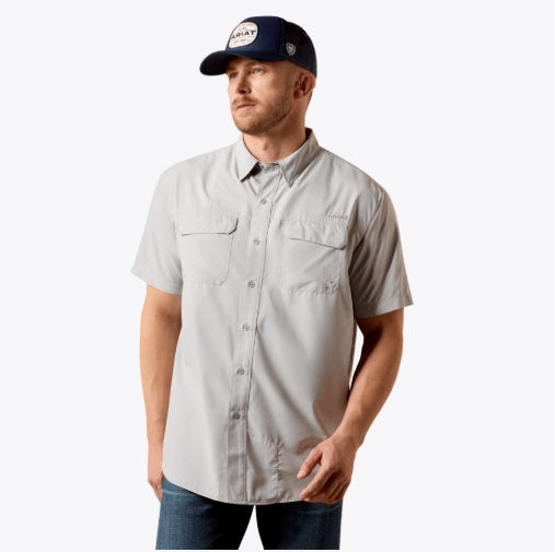10073473 | ARIAT MEN'S LIGHT GREY VENTTEK OUTBOUND CLASSIC FIT S/S SHIRT