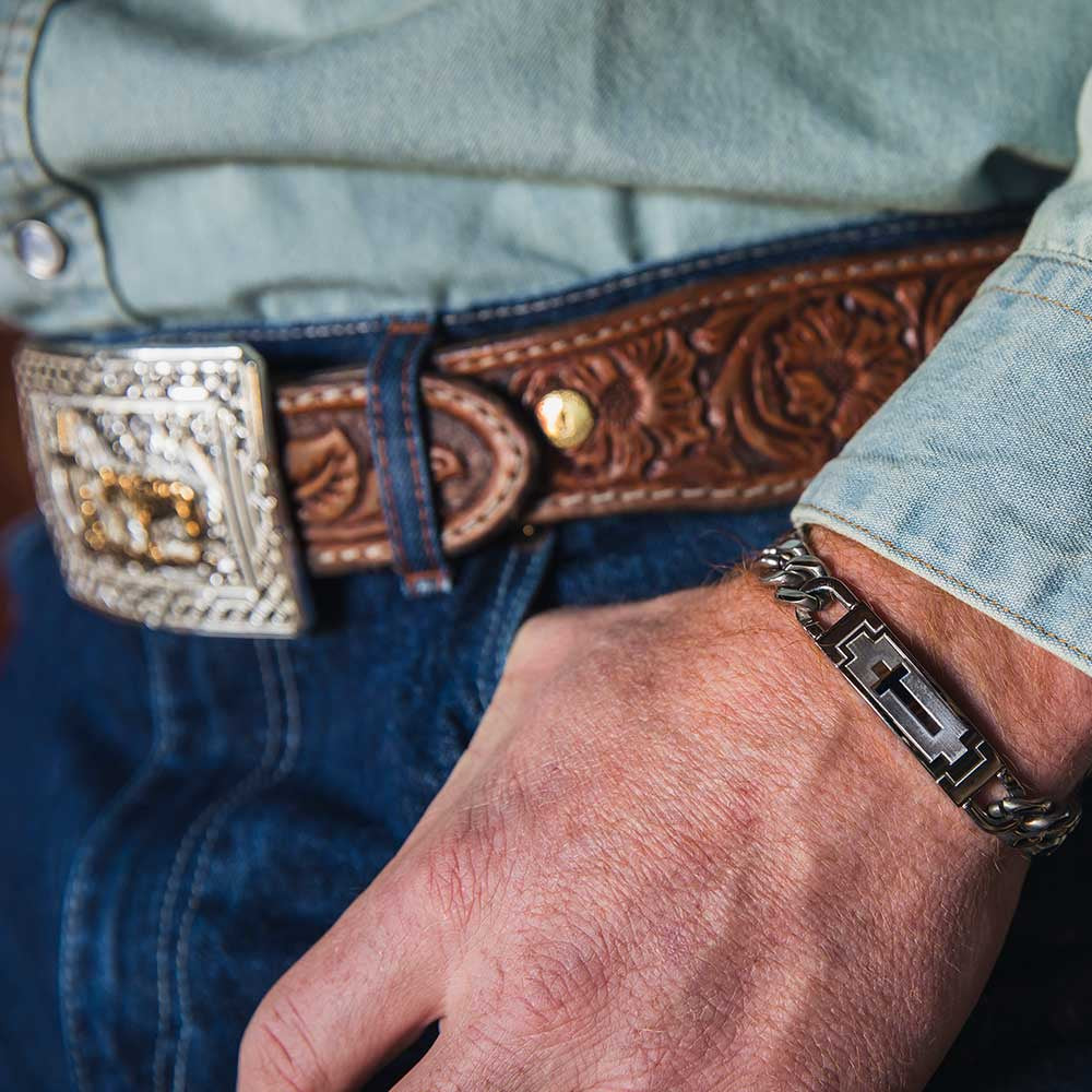BC5837 | MONTANA SILVERSMITHS DEVOTED FAITH CROSS CUBAN LINK BRACELET